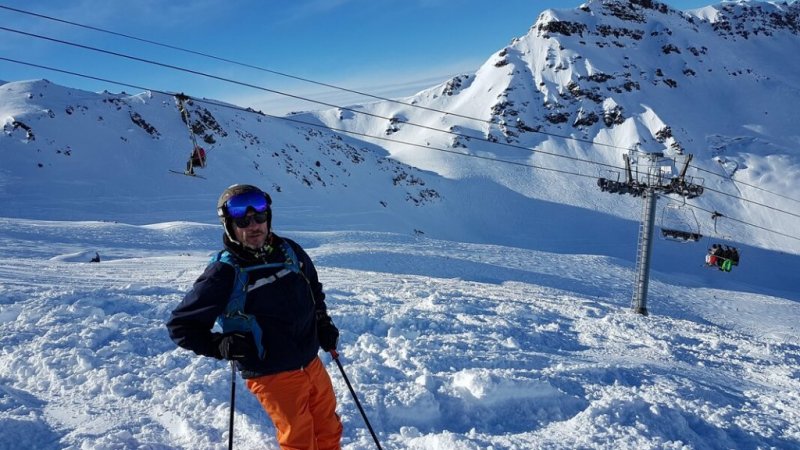 Have fun skiing – a few stretches that may help